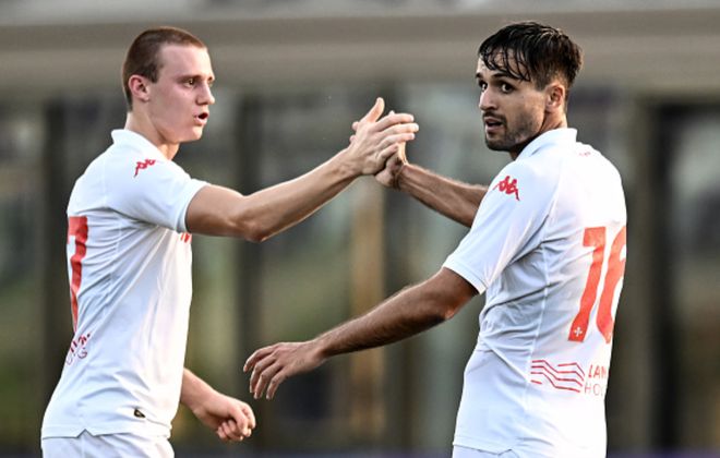 谈到上海足 谈到上海足